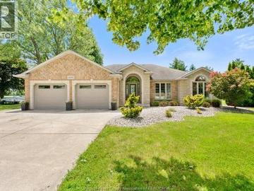 1056 Martin Lane, Lasalle, ON, N9J 2X1 house for sale | Listing ID 26014 | Royal LePage