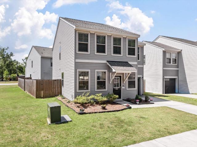 1056 Berry Patch Circle