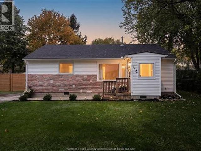 1056 Spruce Avenue, Kingsville, ON, N9Y 3V3 house for sale | Listing ID 26024 | Royal LePage