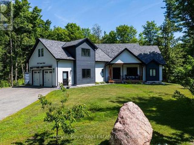 1056 Xavier Street, Gravenhurst Morrison, ON, P0E 1G0 house for sale | Listing ID X13685 | Royal LePage