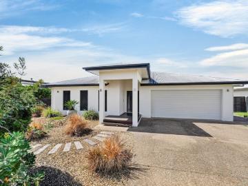 1056sqm, Rumpus + Media + Study + Executive Master and so much more !