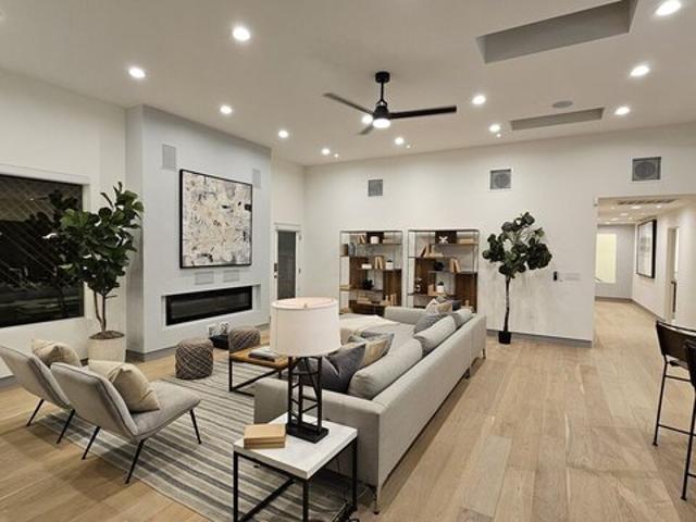10572 Putney Rd, Los Angeles, CA 90064