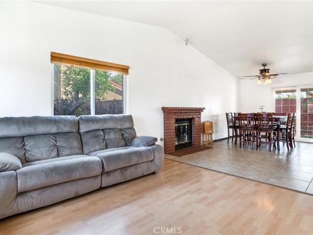 1057 W Carter