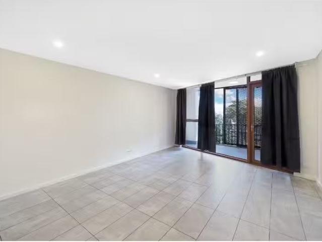 10/58 64 Abercrombie Street, CHIPPENDALE Apartment for rent L.