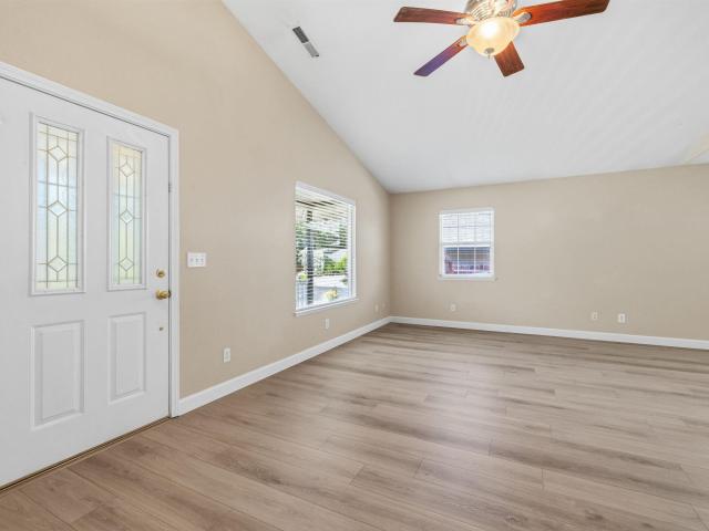 10597 River oak