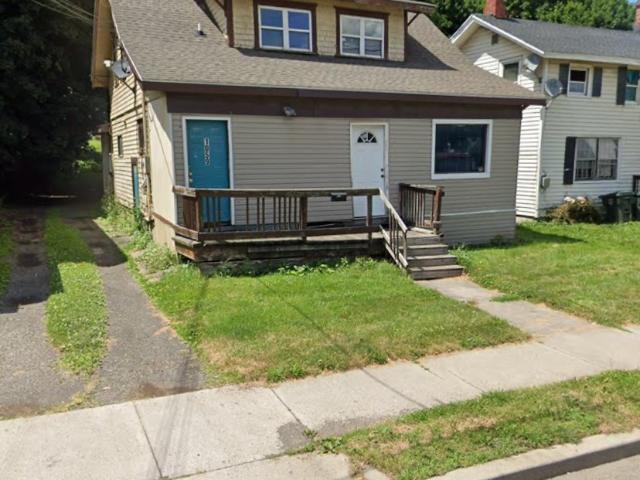 1059 E 2nd Street