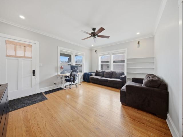 1059 Larkin Avenue