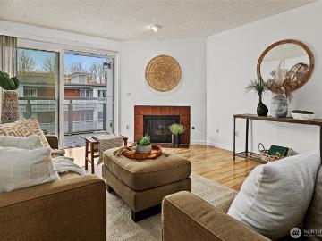 10501 8th Ave NE, Unit 406, Seattle, WA 98125 | MLS #2484