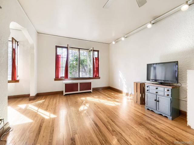 1050 N Washington Street # 205