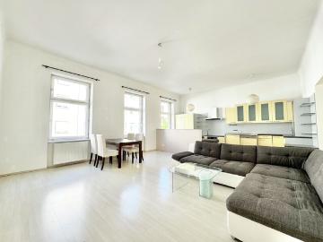 1050 Wien TOPLAGE | HELLE 2 ZIMMER | OPTIMALE RAUMAUFTEILUNG | HOFSEITIGES SCHLAFZIMMER