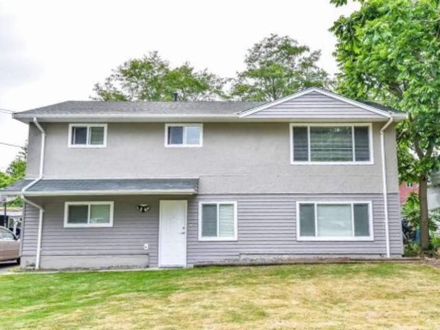 10515 A Street, Surrey, BC, V3T 4L2 house for sale | Listing ID R3099 | Royal LePage