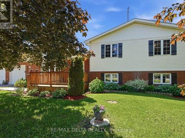 1051 Aberdeen Road W, Champlain, ON, K0B 1R0 house for sale | Listing ID X13444 | Royal LePage
