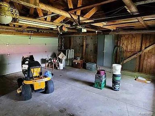 1051 County Road 442