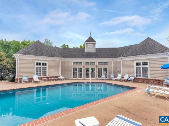 1051 glenwood station ln 103