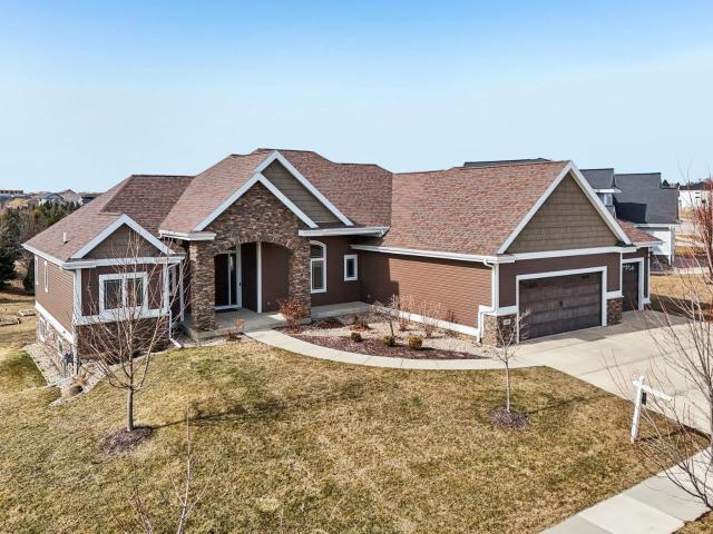 1051 Water Wheel Dr, Waunakee, WI