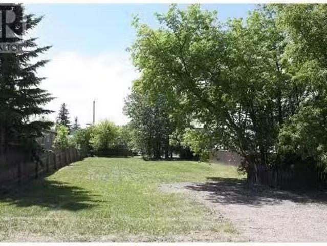 10524 101 Street, Taylor, BC, V0C 2K0 vacant land for sale.