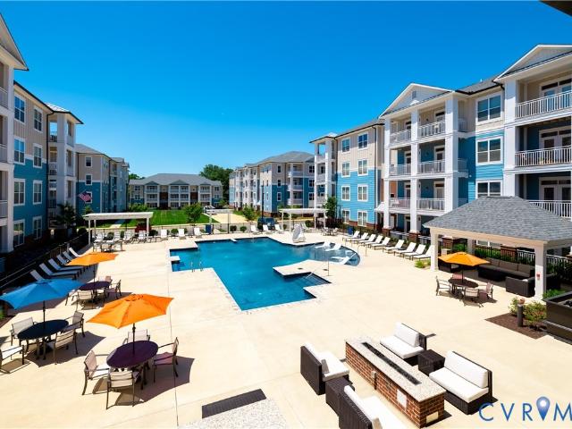 10525 Stony Blf Dr, Unit 105, Ashland, VA 23005 | MLS #2607
