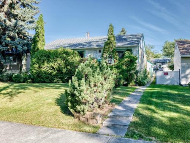 10528 Avenue Nw, Edmonton, AB, T5E 0J3 house for sale | Listing ID E4509 | Royal LePage
