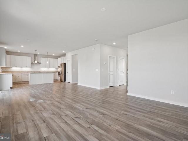 1052 Barksdale Drive # HS 73