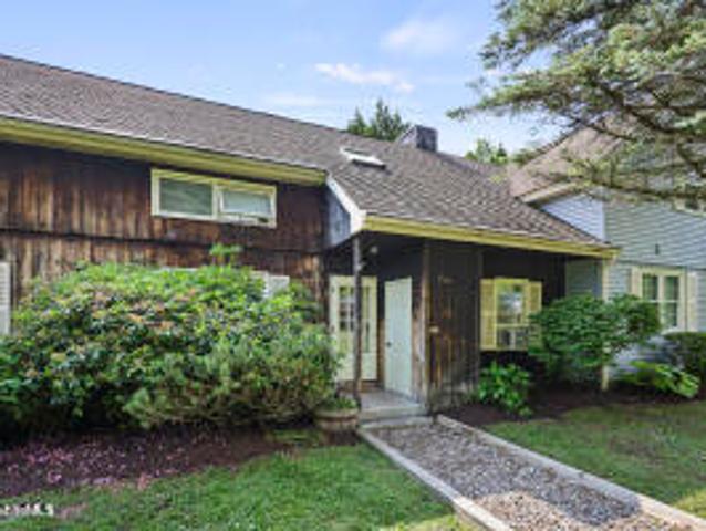 1052 Beaver Pond Rd, Williamstown, MA 01267 | MLS #248506