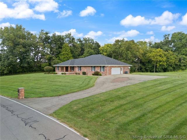 1052 Green Acres Drive