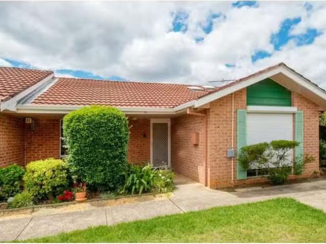 10/52 Leumeah Road, Leumeah Apartment for rent Listed by Leas.
