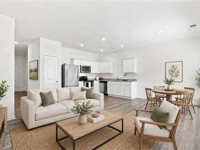 1052 Paddington Drive