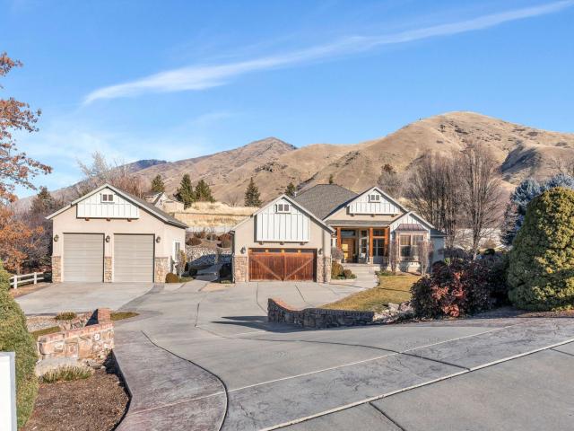 1052 s cove dr e, springville, us, ut