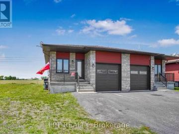1053 Jacynthe Street, Hawkesbury, ON, K6A 3V9 house for sale | Listing ID X13411 | Royal LePage