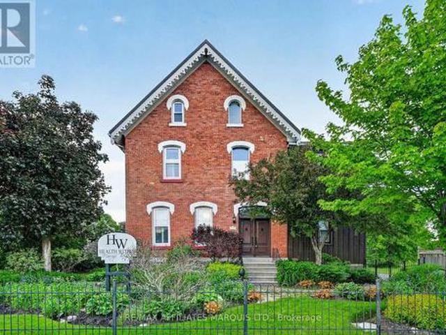 105 5Th Street E, Cornwall, ON, K6H 2L6 house for sale | Listing ID X13218 | Royal LePage