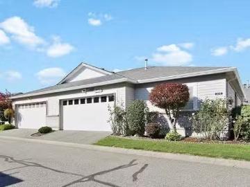 105 8485 Young Road, Chilliwack, BC, V2P 7Y7 house for sale.