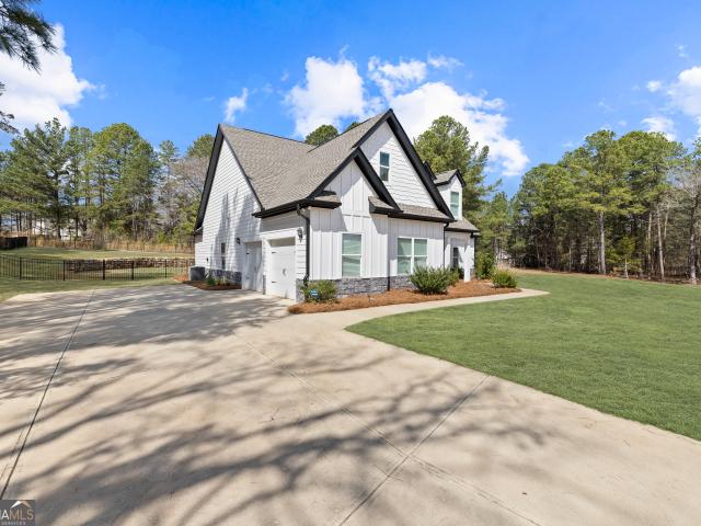 105 Capps Lane