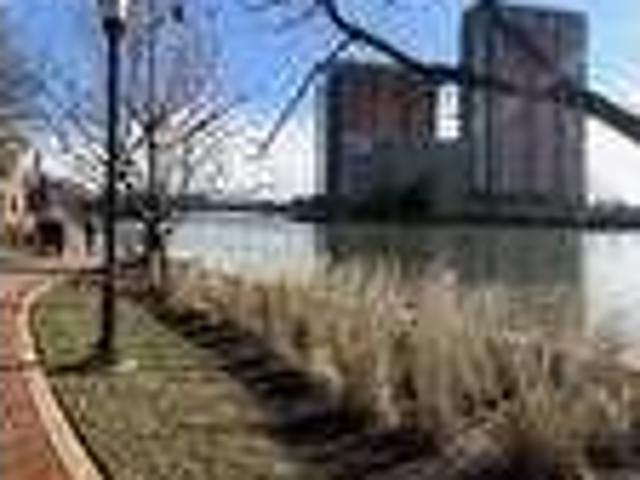 105 Christina Landing Dr #1902, Wilmington, DE 19801