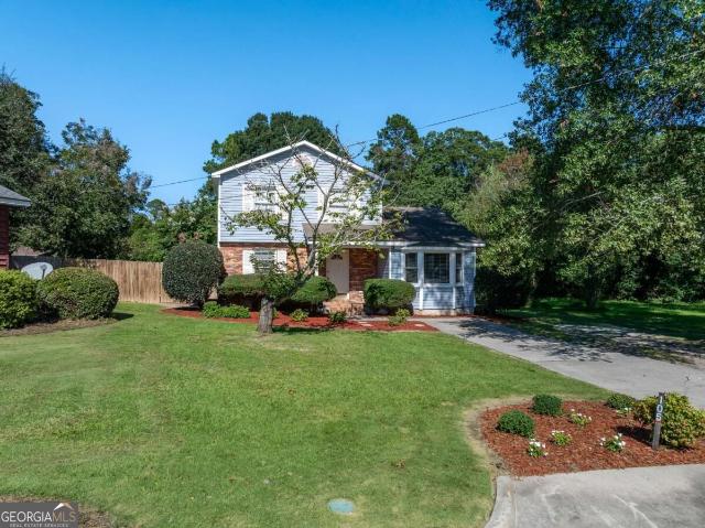 105 Clyde Circle