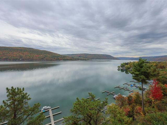 105 Cliffside Drive