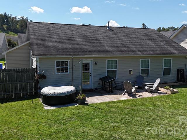 105 Creekwalk Lane