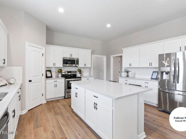 105 Crescent Broussard, LA 70518 | MLS #RA2600003