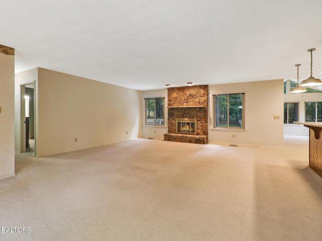 105 Anglewood Drive
