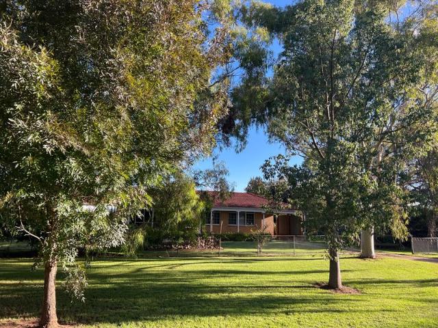 105 Acres Complete Rural Lifestyle Package