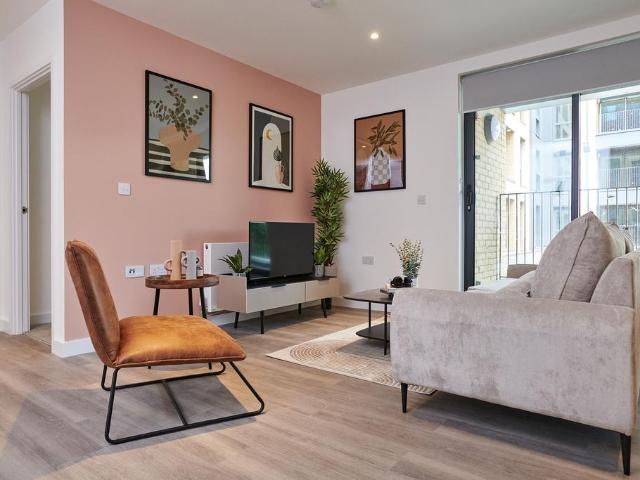 105 Assay Apartments, Station View GU1 1 bed apartment to rent £1,970 pcm £455 pw