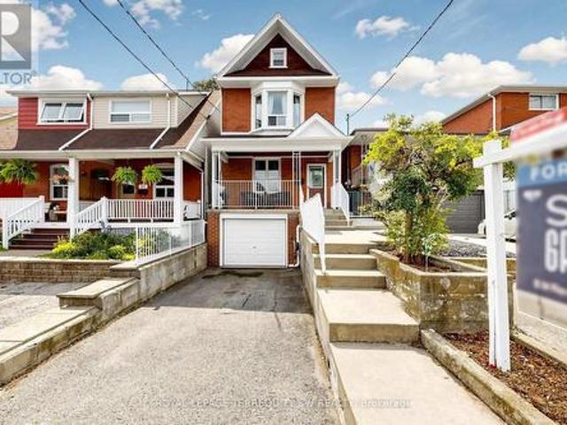 105 Barker Avenue, Toronto, ON, M4C 2N8 house for sale | Listing ID E13841 | Royal LePage