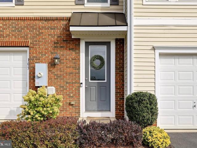 105 Biscane Court