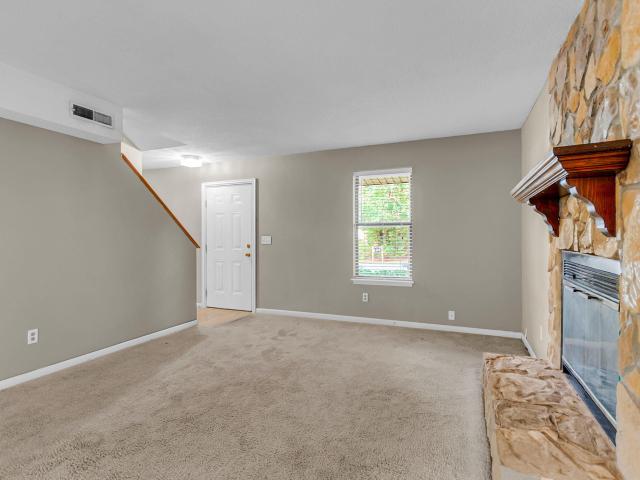 105 Bridgecreek Drive