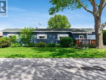 105 Brooks Boulevard, Lakeshore, ON, N8N 2P7 house for sale | Listing ID 26013 | Royal LePage