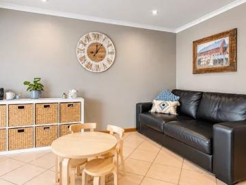105 Burbank Rd, Brisbane