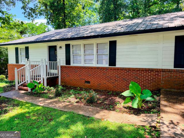 105 Dogwood Drive