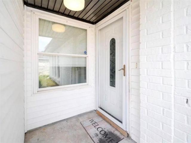 105 Drury Lane