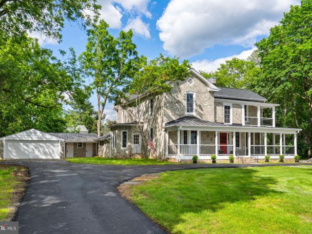 105 E Washington St, Remington, VA 22734 | MLS #VAFQ2022
