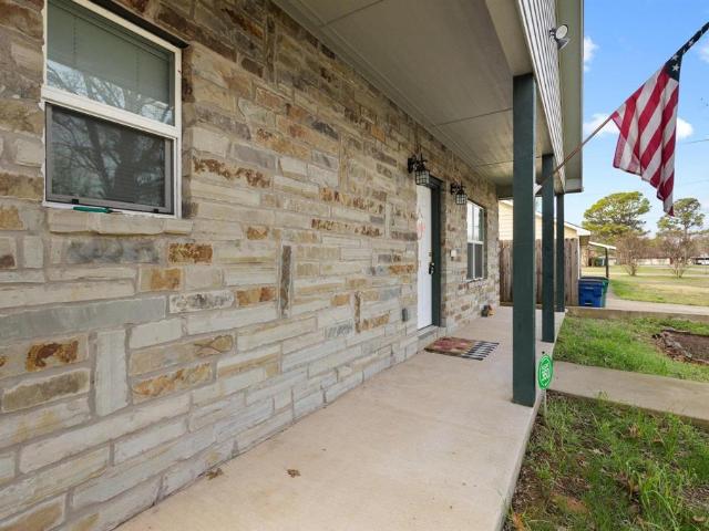 105 E William St, Pottsboro, TX 75076 | MLS #21286