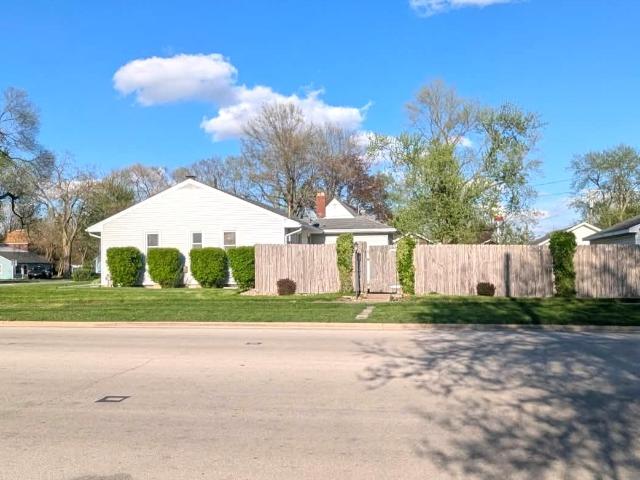 105 E Indiana Street